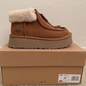 UGG FUNKETTE BOOT